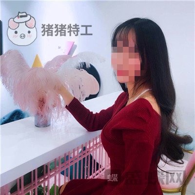 重庆五洲魏恒隆胸案例价格分享，穿上小红裙真的太有女人味了~~